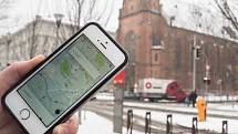 Po letech fungování služby Uber v Praze mohou nyní využít alternativní způsob cestování i Brňané.