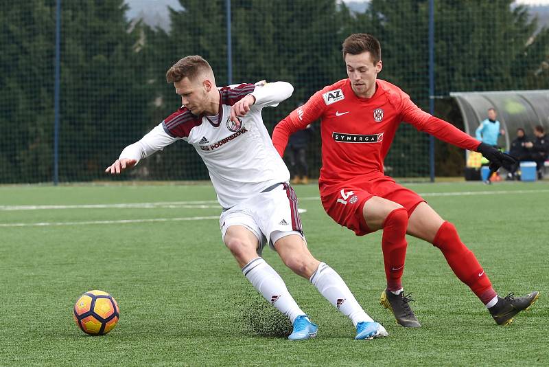 Brno 15.2.2020 - přípravné utkání mezi FC Zbrojovka Brno (Jakub Přichystal) v červeném proti FK Železiarne Podbrezová