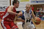 Basketbalisté brněnského Mmcité prohráli doma s Nymburkem 66:94.