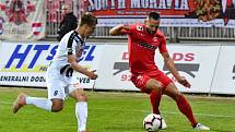 Rosice 28.09.2019 - domácí FC Zbrojovka Brno (červená) proti FC Hradec Králové