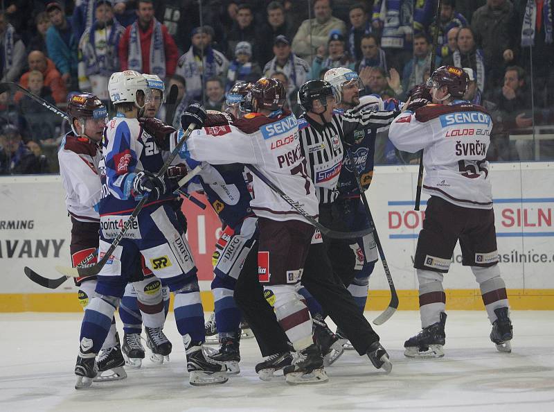 Kometa Brno udolala Spartu Praha 3:2 po prodloužení.