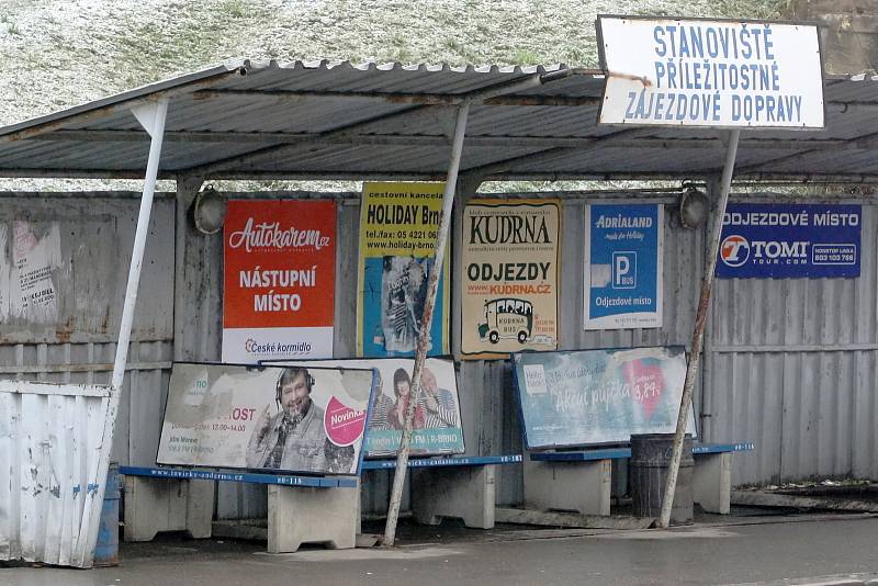 Stanoviště 48 na Ústředním autobusovém nádraží v Brně na Zvonařce