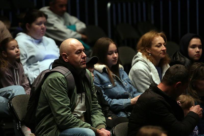 Do brněnského divadla Husa na provázku přišly desítky ukrajinských uprchlíků.
