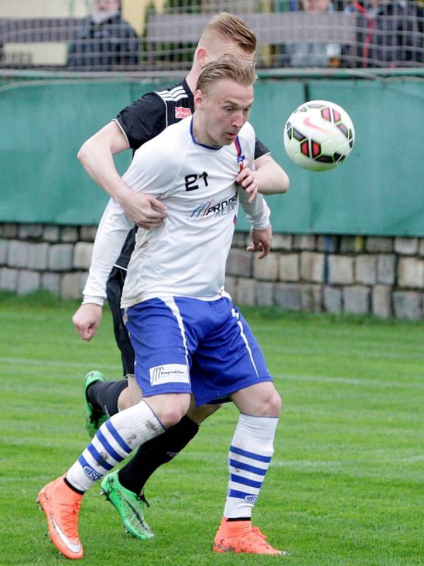 Fotbalisté třetiligové Líšně porazili HFK Olomouc 4:1. 