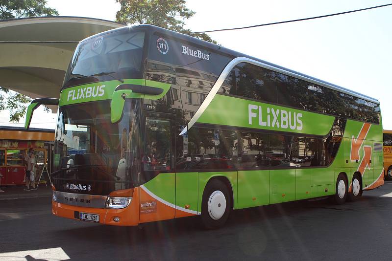 Podle zjištění Brněnského deníku Rovnost prodejna jízdenek pro autobusového dopravce FlixBus u brněnského Grandu stojí načerno.