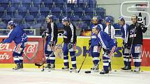 Trénink hokejové Komety před utkáním play-off.