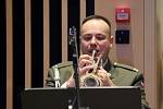 Členem Shape International Band, který reprezentuje velitelství NATO v Evropě, je i Michal Damborský, pocházející z Velkých Pavlovic.