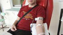 Přes osmdesát lidí přišlo ve středu na Transfuzní a tkáňové oddělení Fakultní nemocnice Brno darovat krev.