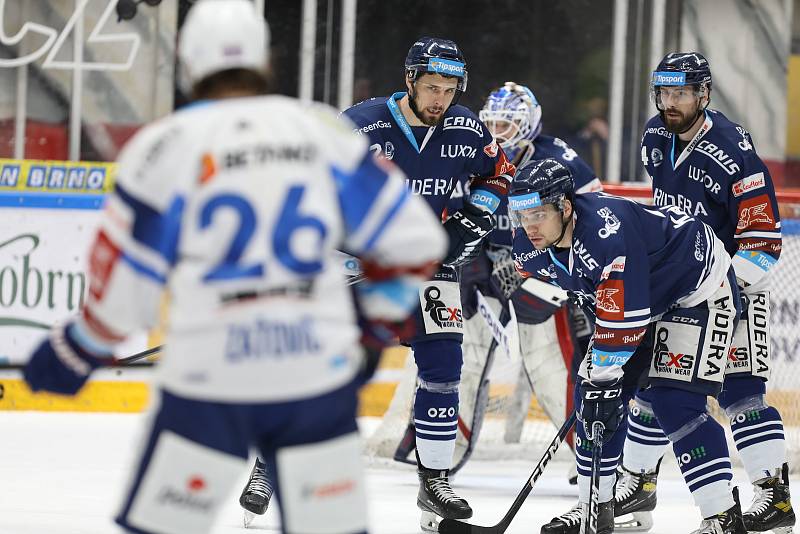 Šesté čtvrtfinále hokejové extraligy mezi Kometou Brno a Vítkovicemi.