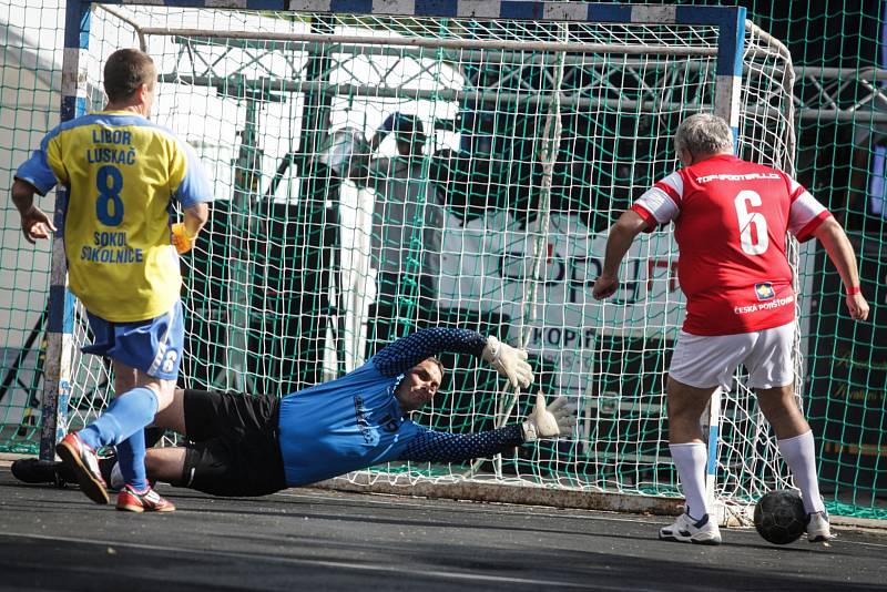 Jubilejní pětadvacátý ročník největšího a nejstaršího futsalového turnaje na jižní Moravě Saňař Cup.