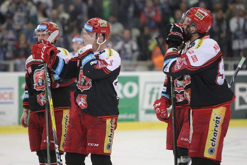 Hokejisté brněnské Komety doma udolali po víc než 77 minutách hry Hradec Králové. Rozhodující trefu a vstupenku do finále extraligy vystřelil v prodloužení na 2:1 Hynek Zohorna.