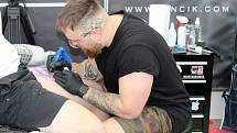 V sobotu a v neděli se koná na brněnské výstavišti Tattoo Grand Prix.