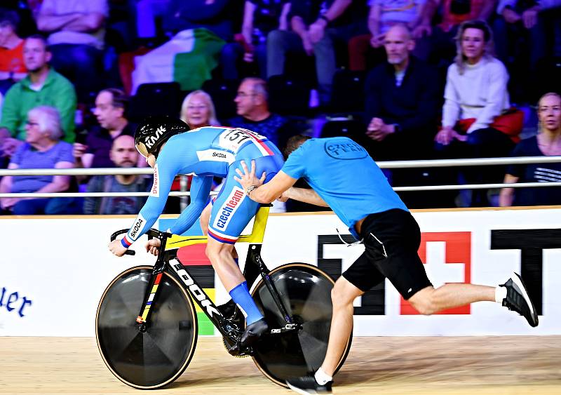 Dráhoví cyklisté brněnské Dukly Martin Čechman a Pavel Kelemen v kvalifikaci sprintu na mistrovství světa v německém Berlíně.