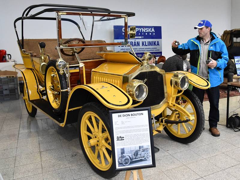 Classic show Brno 2017. Na brněnské výstaviště se sjeli příznivci veteránů.