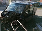 Sedm lidí se zranilo podle policistů v sobotu před desátou hodinou dopoledne při nehodě dodávky v Ivančické ulici v Dolních Kounicích na Brněnsku.