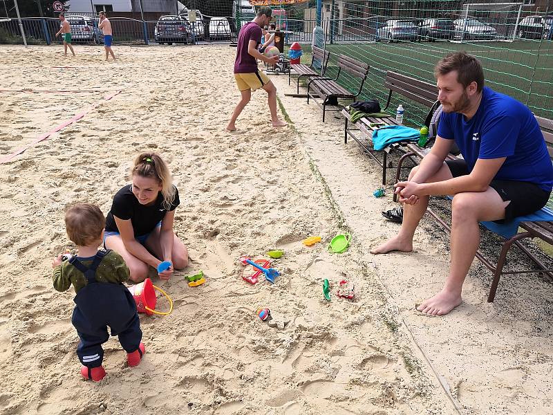 Memoriál Marka Těšíka v beachvolejbale ovládli Radek Štěpán a Bořivoj Hojgr.