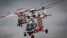 Vrtulník z vojenské záchranky přiletěl pro prvního pacienta do nemocnice v Brně. Přepraví ho do pražského Motola.