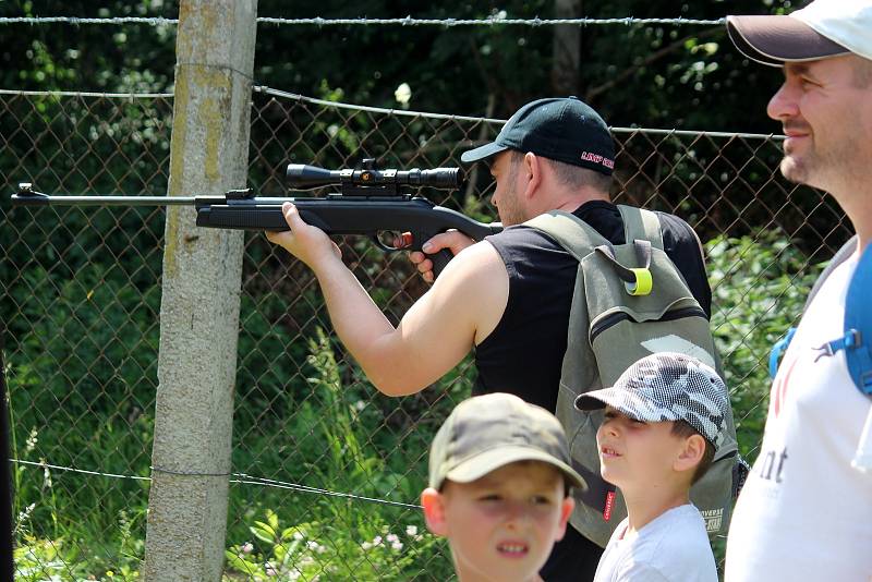 Děti oslavily svůj den v sobotu v zábavním areálu Bunkr u Mokré-Horákova na Brněnsku.