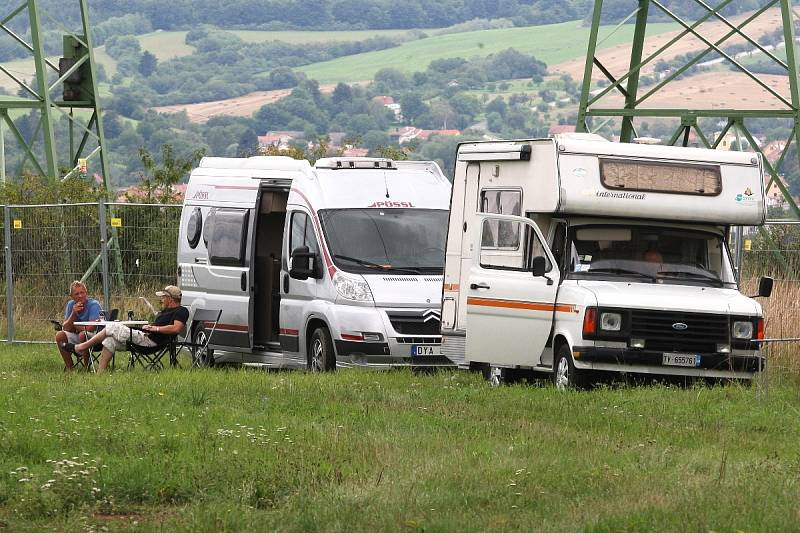 Přípravy v kempech i v paddocku na motocyklovou Velkou cenu České republiky na brněnském Masarykově okruhu.