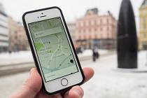 Po letech fungování služby Uber v Praze mohou nyní využít alternativní způsob cestování i Brňané.