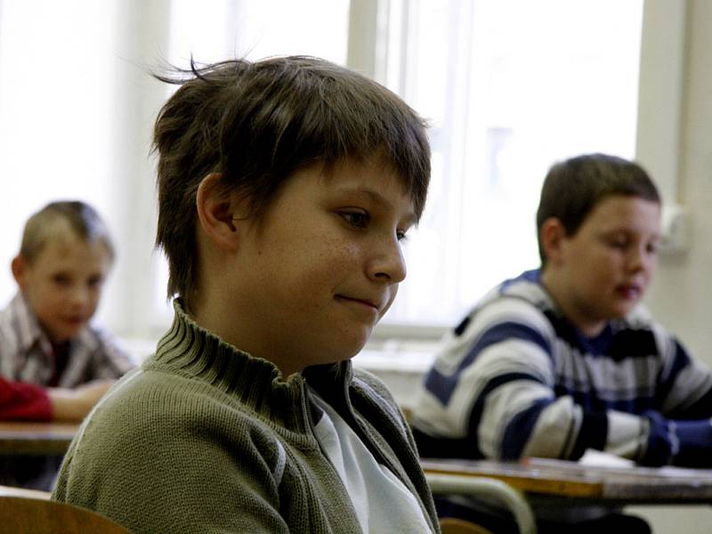 Stanou se právě tito kluci studenty na gymnáziu na třídě kpt. Jaroše?