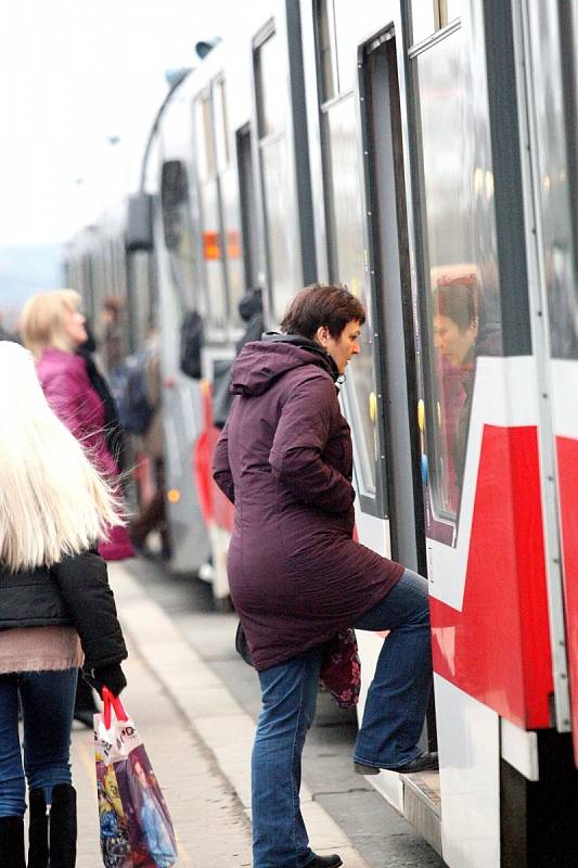 Redaktorka Rovnosti Vladimíra Krejsová si vyzkoušela práci preventistů brněnského dopravního podniku.