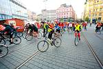 S heslem Udělejme z Brna Amsterdam ve čtvrtek vyjely asi tři stovky cyklistů z Moravského náměstí od kina Scala. 