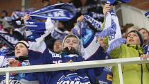 Hokejisté brněnské Komety (v modrém) v posledním 52. kole základní části extraligy přehráli poslední Litvínov 4:0.