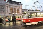 Omezení spojů vlakové dopravy vzhledem k obtížím spojené s námrazou u vlakových tratí. tramvajová doprava je v některých dopravních linkách nahrazena autobusovou dopravou.