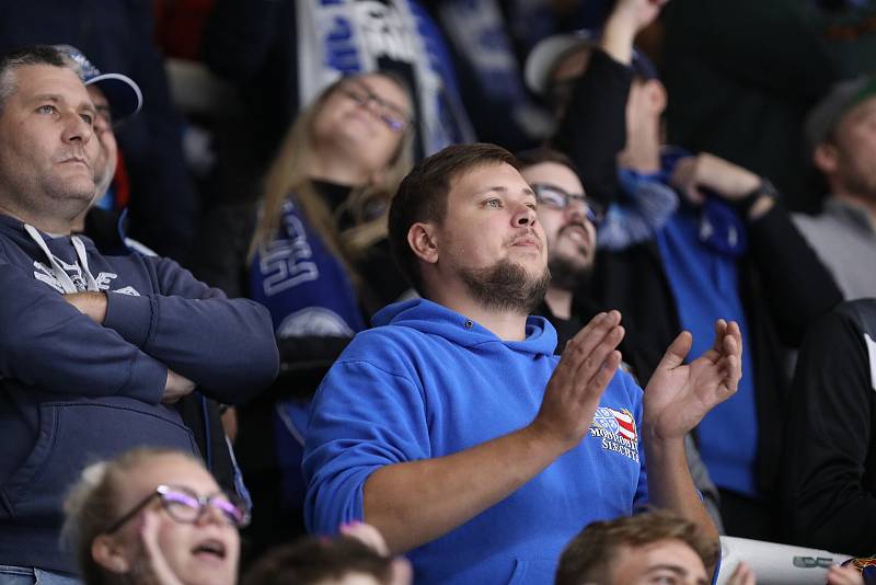 Hokejisté Komety na úvod sezony jasně přehráli Karlovy Vary. Foto: Deník/Sabir Agalarov