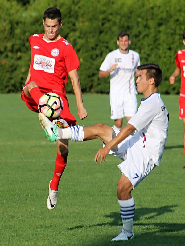 Ve 4. kole Moravskoslezské ligy prohráli fotbalisté SK Líšeň doma s MFK Vyškov 0:4.