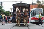 Dopravní podnik města Brna loni po 150 letech, kdy Brnem projela první koněspřežná tramvaj, odhalil na stejném místě historický označník.