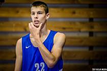 Basket Brno posílil sedmnáctiletý reprezentant Richard Bálint, který v brněnském celku bude rok hostovat z Prostějova.