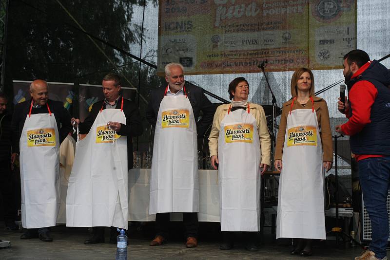 Na brněnské Riviéře začaly třídenní pivní slavnosti. Nabídnou kolem stovky piv.