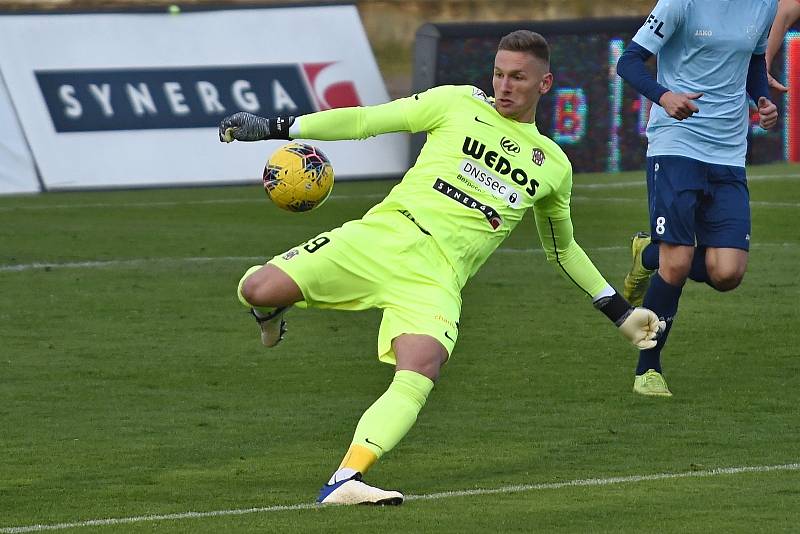 Gólman FC Zbrojovka Brno Jiří Floder.