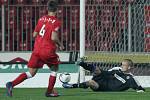 Fotbalisté brněnské Zbrojovky (v červeném) zdolali na domácím hřišti Jihlavu 1:0.