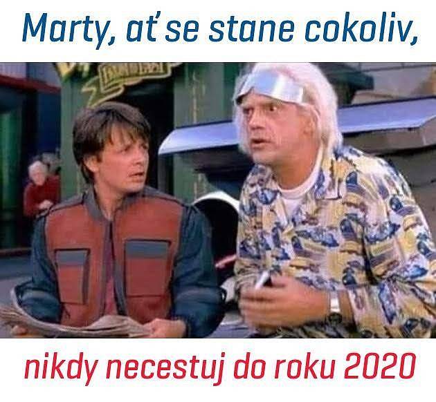 Na internetu se lidé bavili i těmito kolážemi.