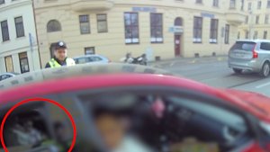 S několika řidiči, kteří v autech převáželi děti bez použití autosedaček, se setkali v minulých dnech policisté brněnského dopravního inspektorátu.