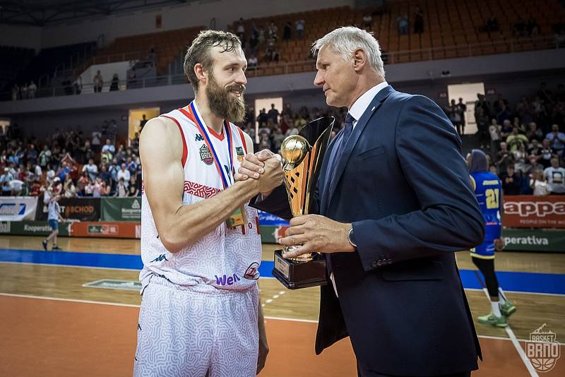 Brno se po patnácti letech těší z medaile z mužské basketbalové soutěže.