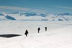 Vědecká expedice Masarykovy univerzity Antarktida 2021–22 na ostrově Jamese Rosse.