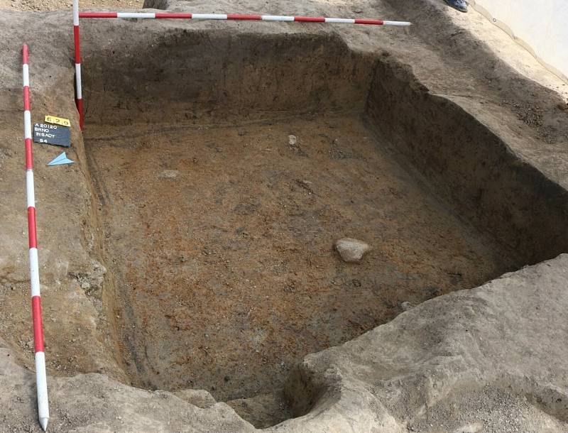 Archeologové dokončují výzkumy na Nových sadech v Brně.