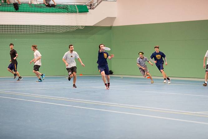 Loňské halové mistrovství České republiky v ultimate frisbee.