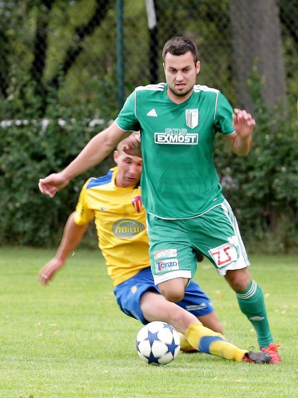 Všechny tři brněnské divizní týmy včera proklouzly z předkola Poháru České pošty do jeho hlavní fáze. Bystrc porazila Tasovice 5:3 na penalty.