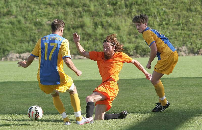 Fotbalisté Tišnova porazili 2:1 v prvním soutěžním zápase sezony dalšího postupujícího z I. A třídy Bučovice.