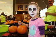 Zábavný a střašidelný program si užily děti v neděli při Halloweenu v brněnském Avion parku.