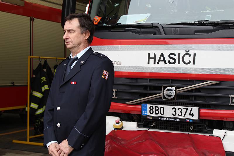Brněnský hasič Jiří Oharek mimo služby zachránil motorkáře. Stal se letošním prvním Gentlemanem silnic.