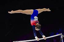 Šestnáctiletá česká sportovní gymnastka Soňa Artamonová se kvalifikovala na olympijské hry v Paříži.