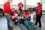 Dvanáct záchranářských posádek nacvičovalo pomoc těžce zraněným v Brně. Utkali se v kvalifikaci na soutěž Rallye Rejvíz 2014