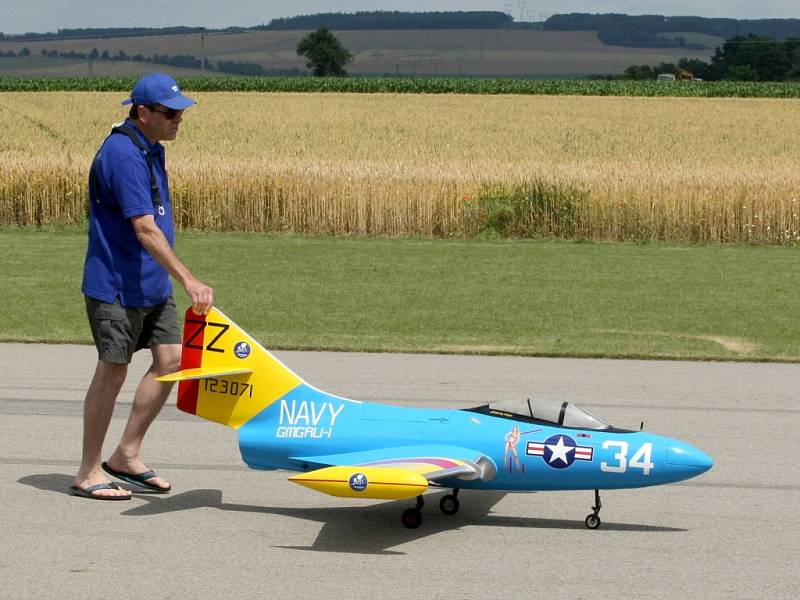 Ivančicko si užilo přehlídku modelářů letadel Jets Over Czech