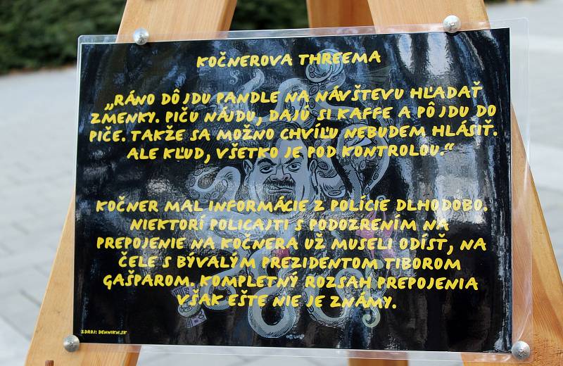 Aktivisté v pátek odpoledne na brněnském Komenského náměstí protestovali za slušný slovenský a český stát. Vadí jim především velký vliv Mariána Kočnera.